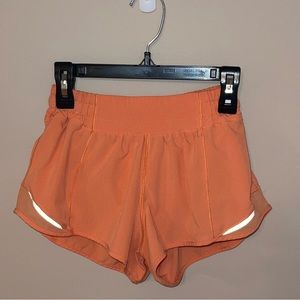 Lululemon Hotty got low rise shorts